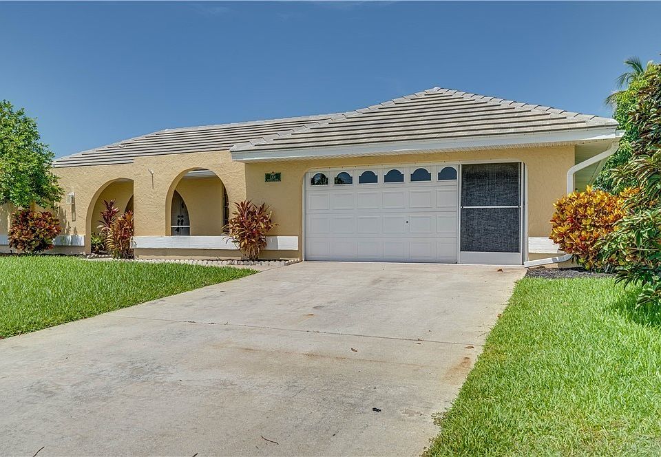 1st image of 5308 SW 11th Pl