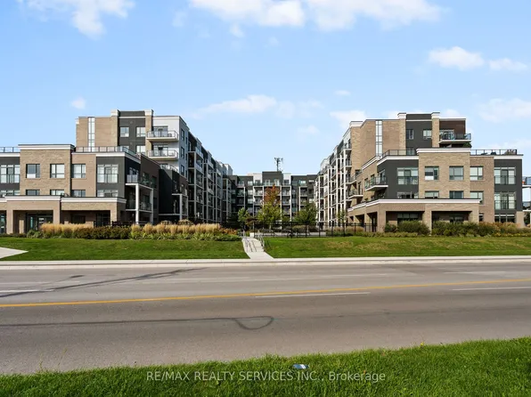 5055 Greenlane Rd #222, Lincoln, ON L0R 1B3