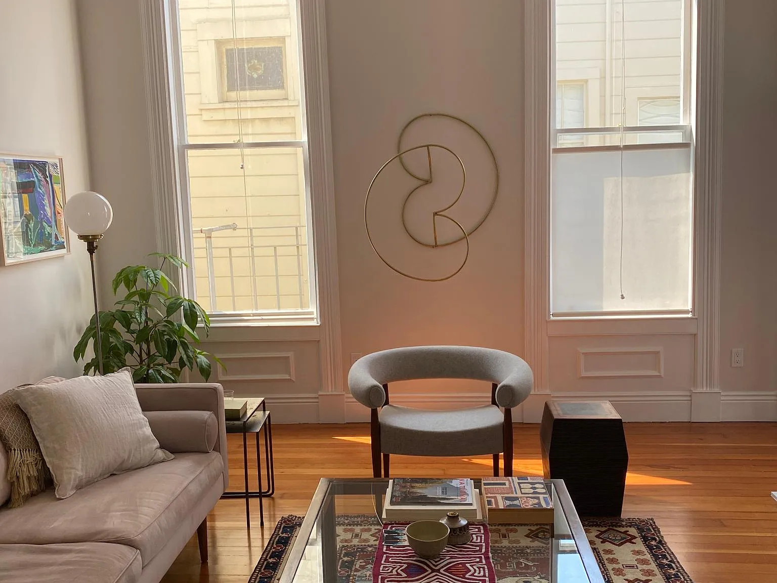2 bed, 1200 sqft, $7,250 — Photo 2