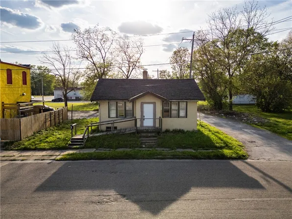 6 Illinois St, Danville, IL 61832