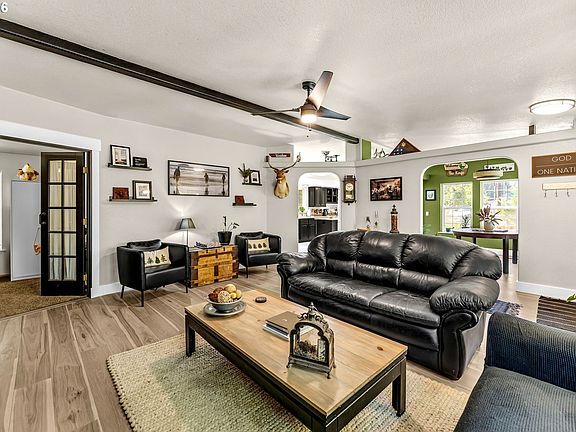 4th image of 52 Estabrook Rd