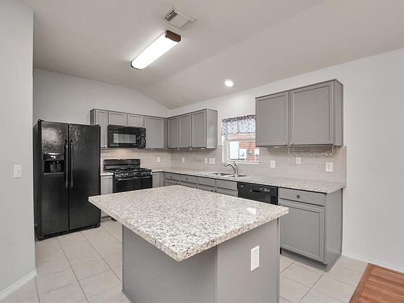 5th image of 10315 Deer Lodge Ct