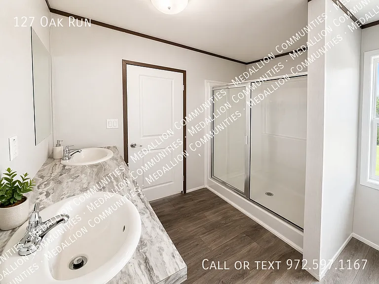 127 Oak Run — Photo 3