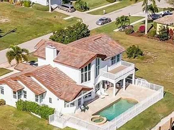 3rd image of 119 S Seas Ct