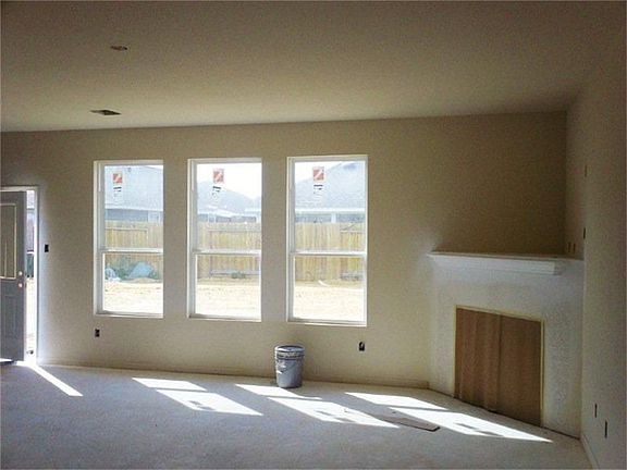 5th image of 5402 Espuela Ln