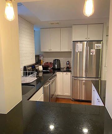 4th image of 1224 N Dearborn St #Gr
