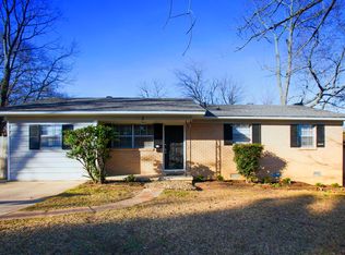 2 Village Ct, Little Rock, AR 72209