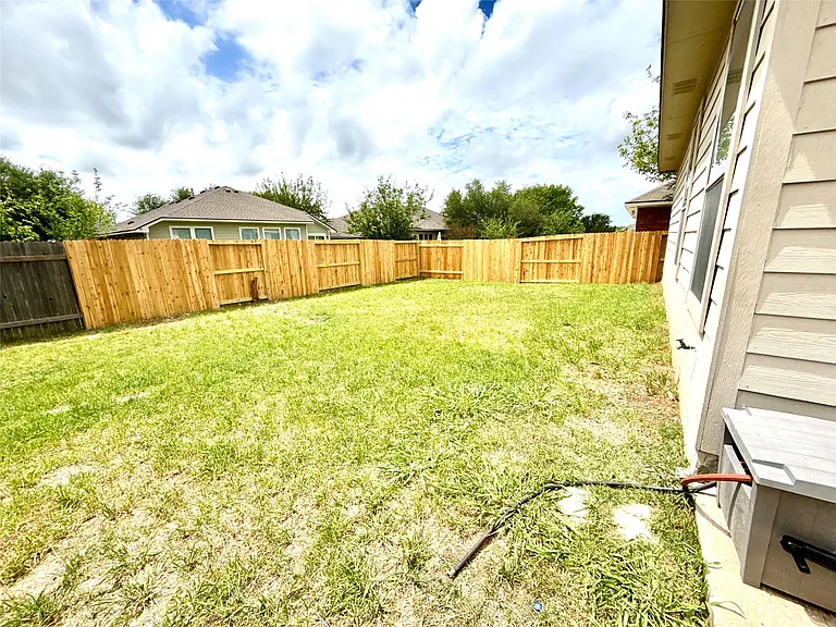 1713 Bowerton Dr — Photo 16