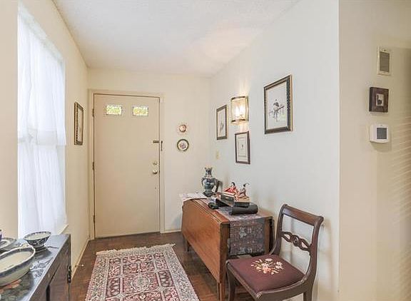 2nd image of 10232 Cedarbrooke Ln