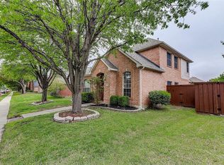 1834 Crosshaven Dr, Lewisville, TX 75077