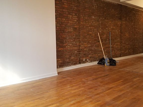 5th image of 230 4th Ave APT 2R