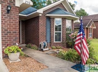 250 Gloucester Dr, Midway, GA 31320