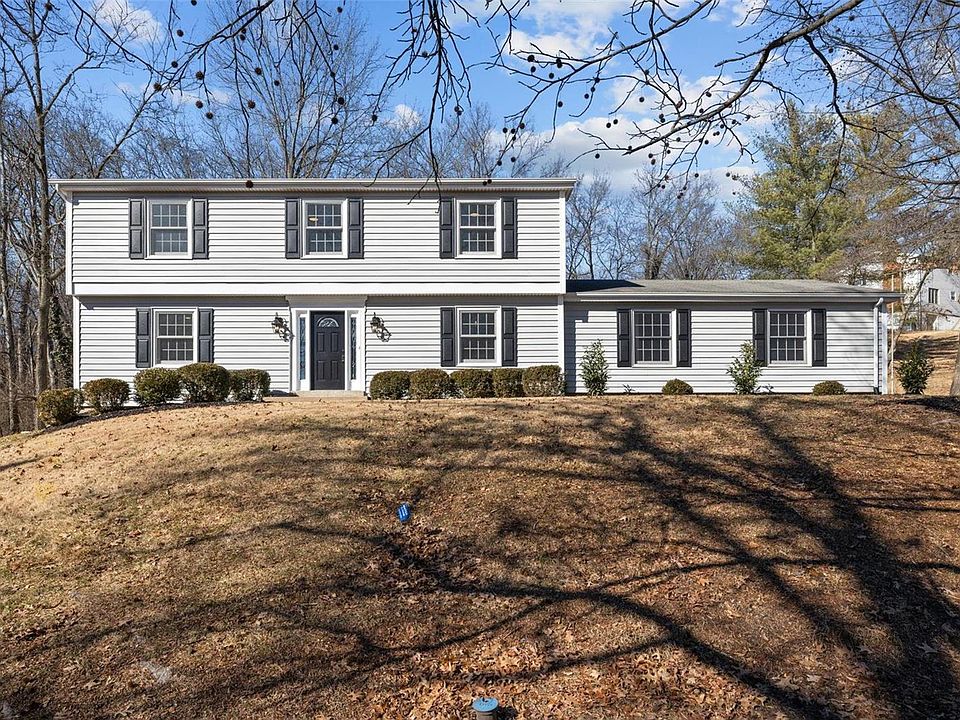1st image of 445 Whitehorse Ct