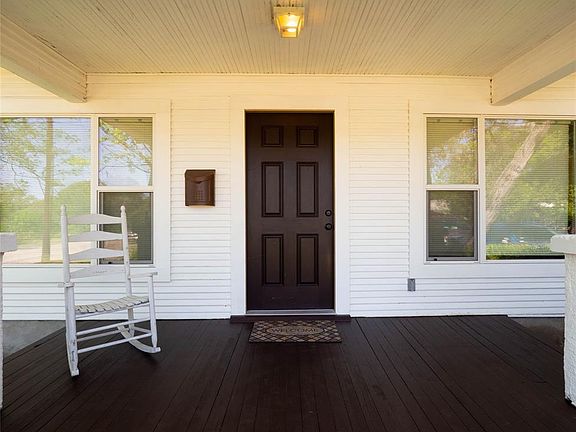 3rd image of 700 Avenue J