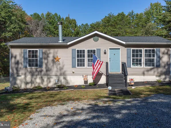 3320 Rapidan Hills Dr, Locust Grove, VA 22508