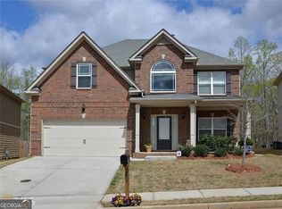 60 Torero Trl, Newnan, GA 30263