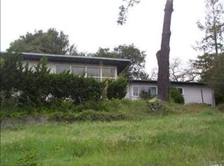 2255 Sycamore Ave, Santa Rosa, CA 95404