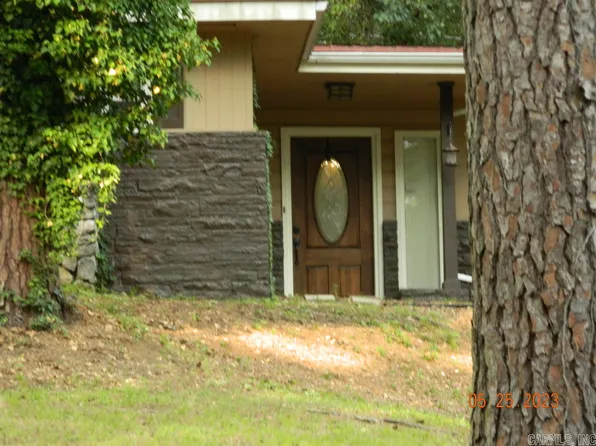 1030 Phelps Cir, Arkadelphia, AR 71923