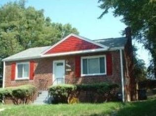 2208 Gaylord Dr, Suitland, MD 20746