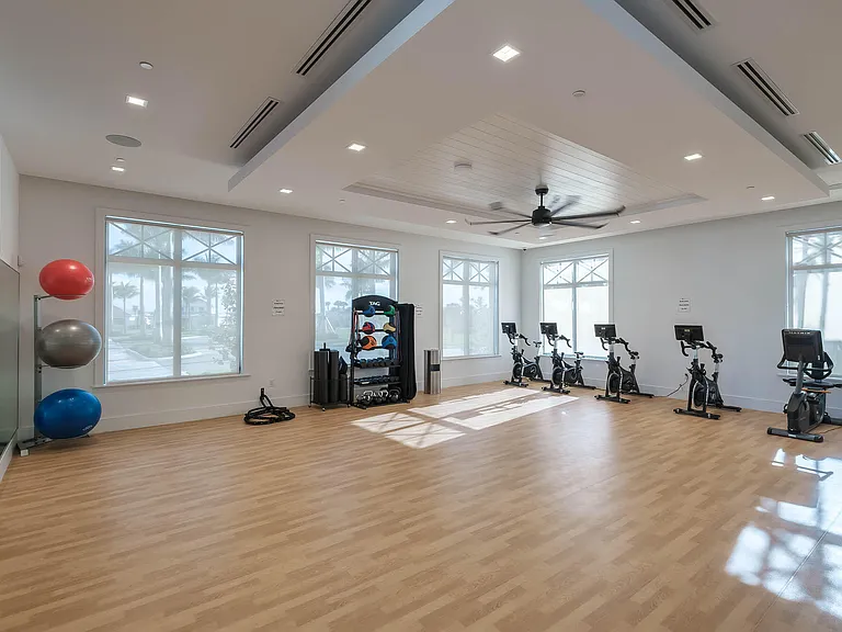 12504 Nautilus Cir — Photo 27