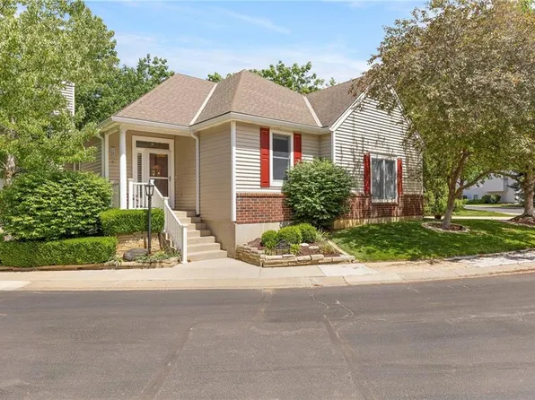 13440 W 126th Ter, Overland Park, KS 66213