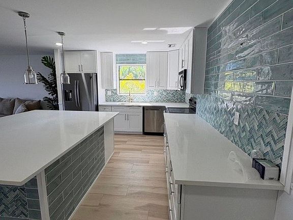 4th image of 360 Wilma Cir APT 7