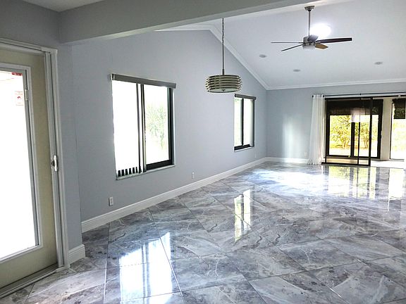 4th image of 10100 Marwood Place