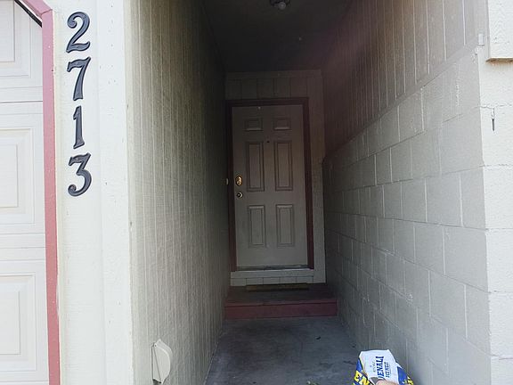 Front entryway