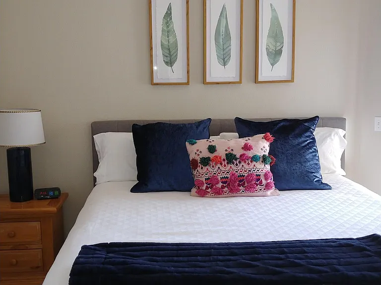 King sized bed