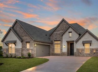 129 Goldfinch Rd, Joshua, TX 76058