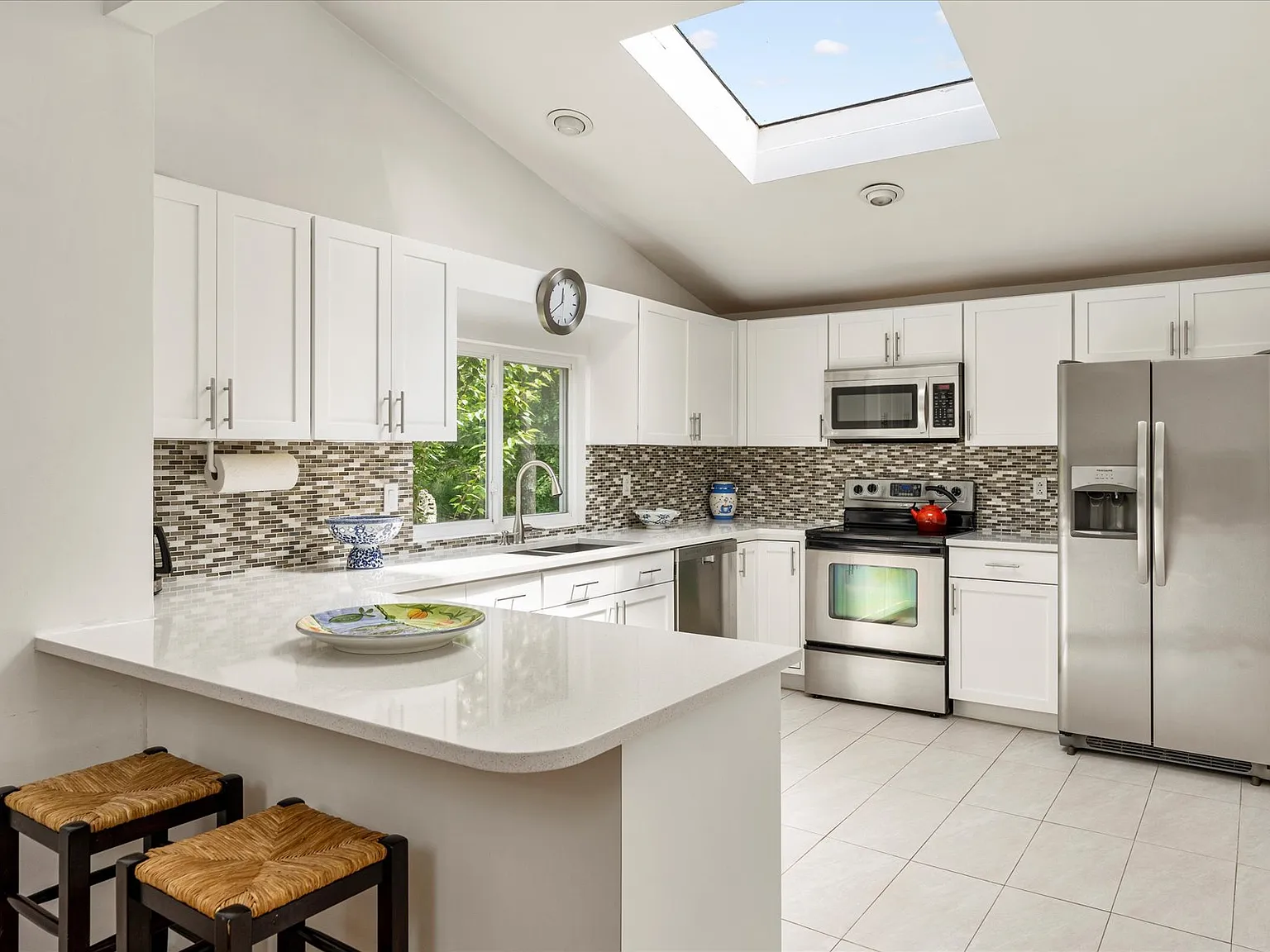 The Perfect Year-Round Rental — Photo 3