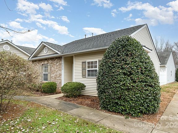 2nd image of 5619 Glen Cove Dr