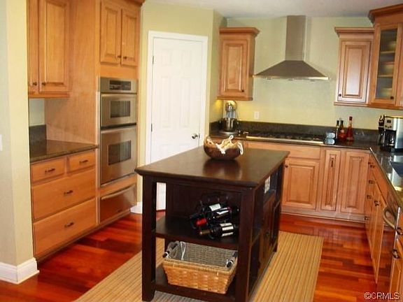 4th image of 947 Blossom Hill Dr