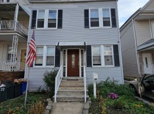 22 W 40th St FLOOR 2, Bayonne, NJ 07002
