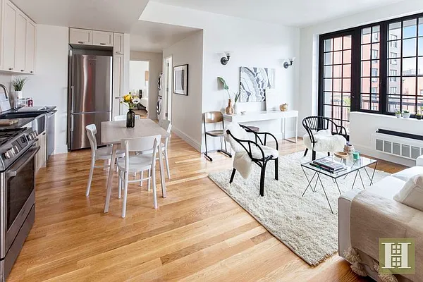 Rented by Halstead Real Estate | media 74