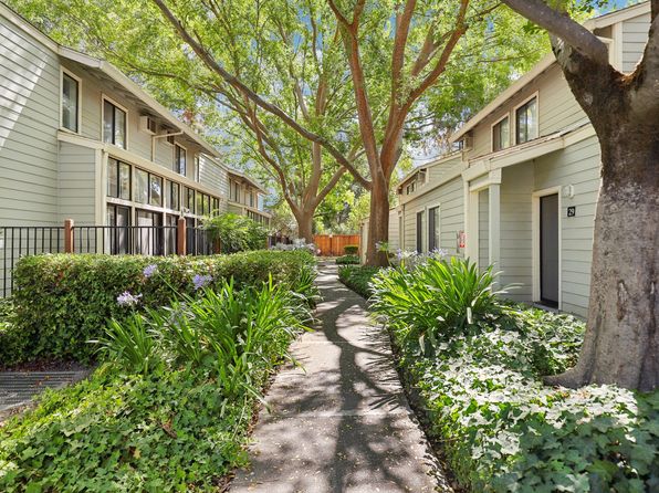 2640 Portage Bay #3BFALL