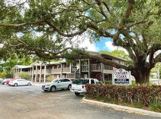 Century Oaks E , Largo, FL 33770
