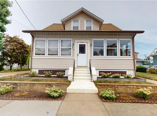 304 Hughes Ave, Pawtucket, RI 02861