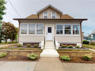 304 Hughes Ave, Pawtucket, RI, 02861