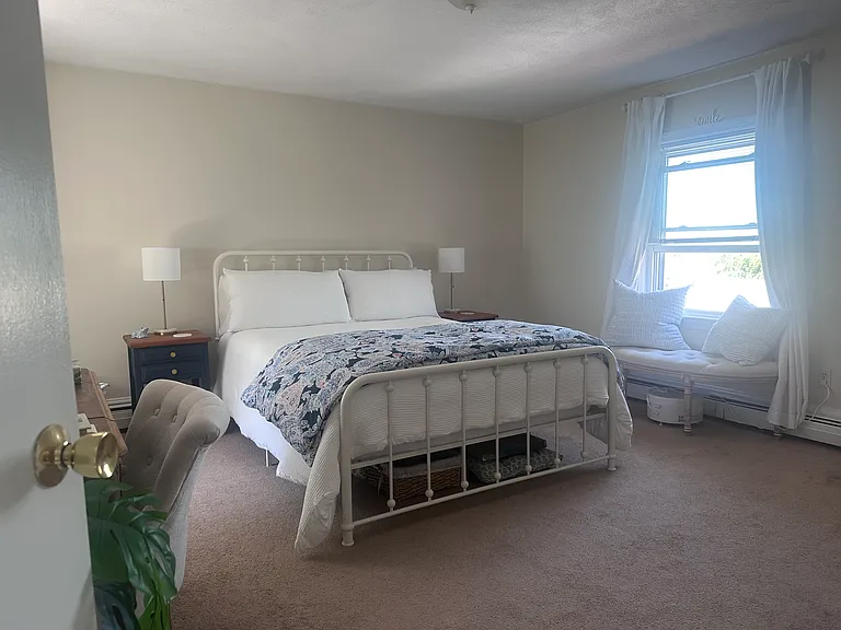 8 Sackville St #3 — Photo 7