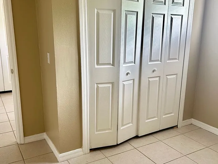 2949 N Covington Dr — Photo 14