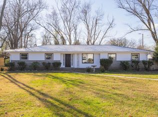 107 Cherry St, Smithville, TN 37166