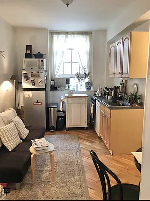 Rented by R New York | media 5