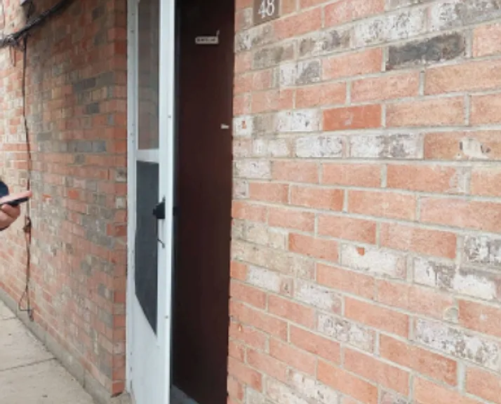 924 Seneca Ct — Photo 3