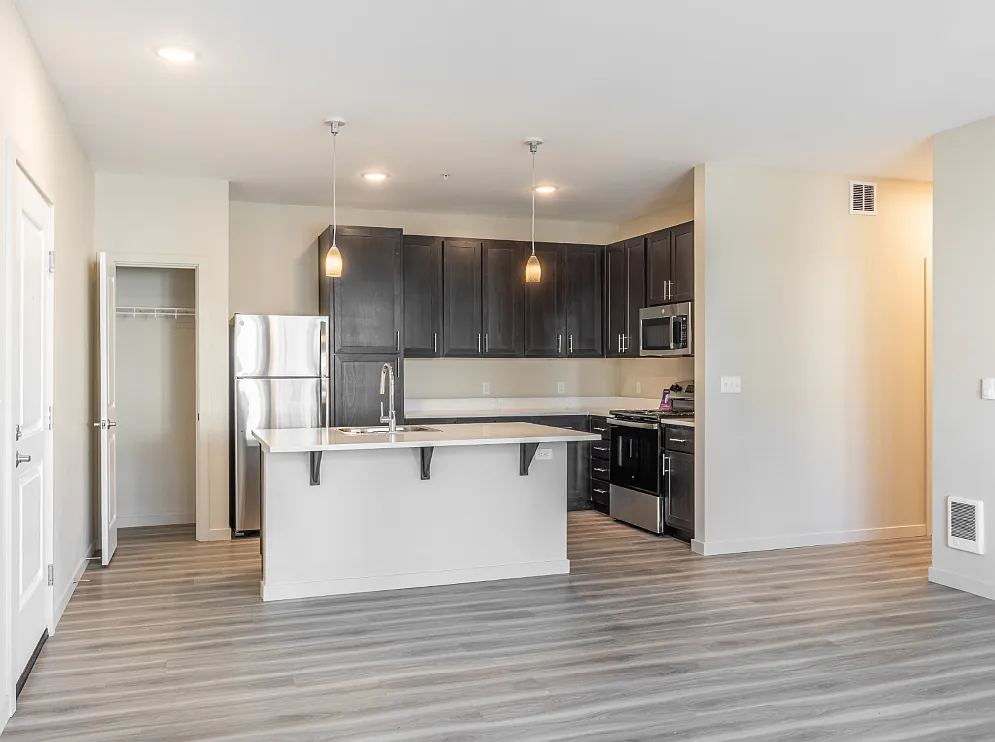 Fox Ridge Apartments — Photo 2
