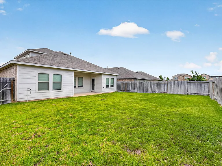 2330 Georgina Falls Dr — Photo 30