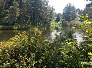 2305 NW Mokmak Lake Dr, Waldport, OR 97394