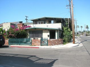 135 45th St #A, Newport Beach, CA 92663