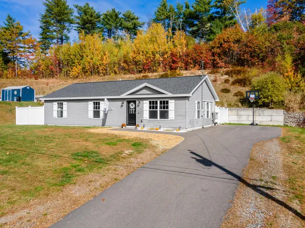 40 Ridgeview Drive, Veazie, ME 04401