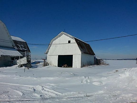 5th image of 8840 County Road C
